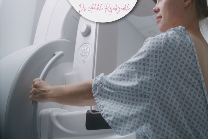 چرا ماموگرافی در زنان جوان کمتر انجام می‌شود؟